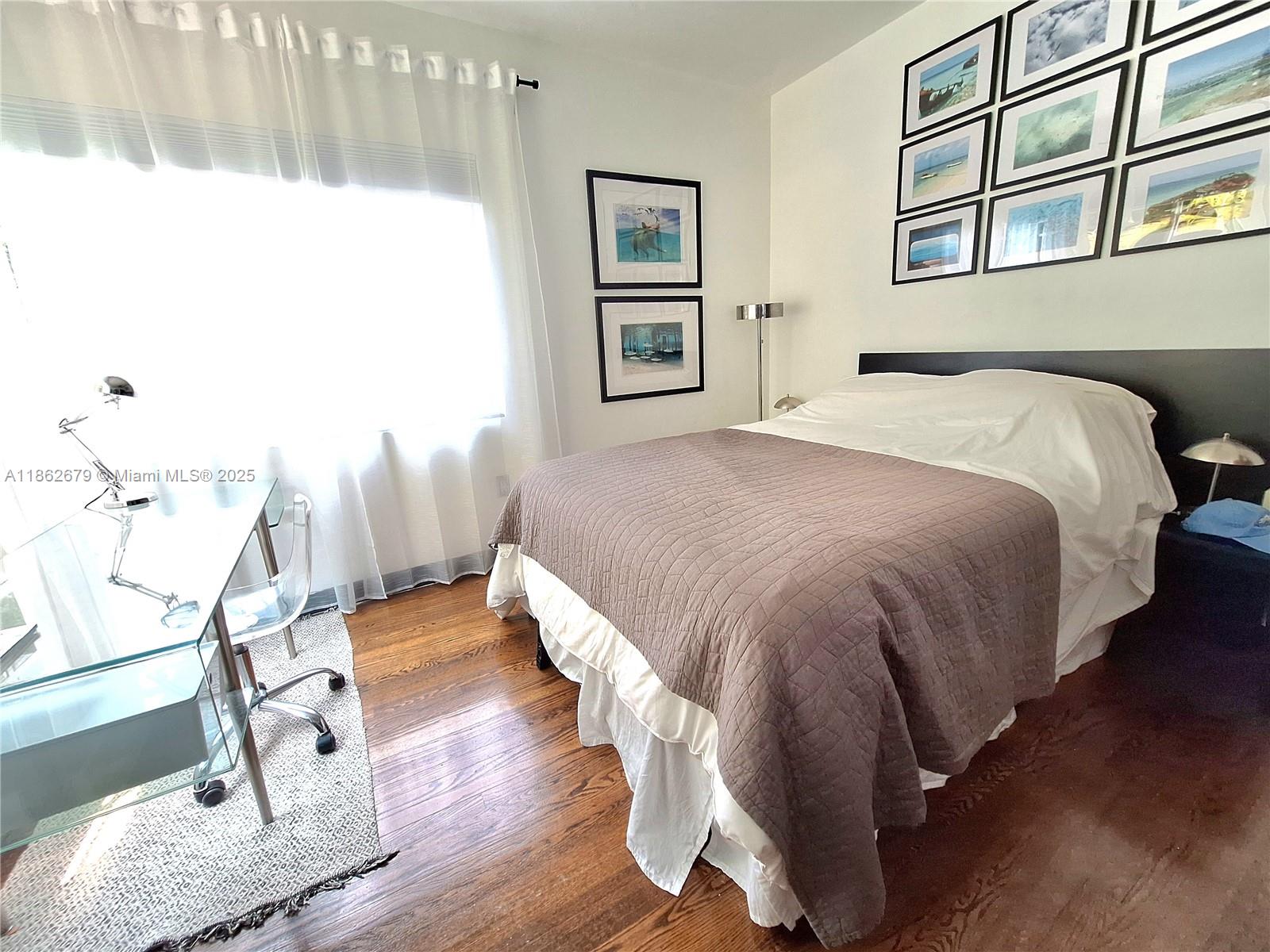 PARK VIEW HOUSE CONDOMINI - Residential Lease