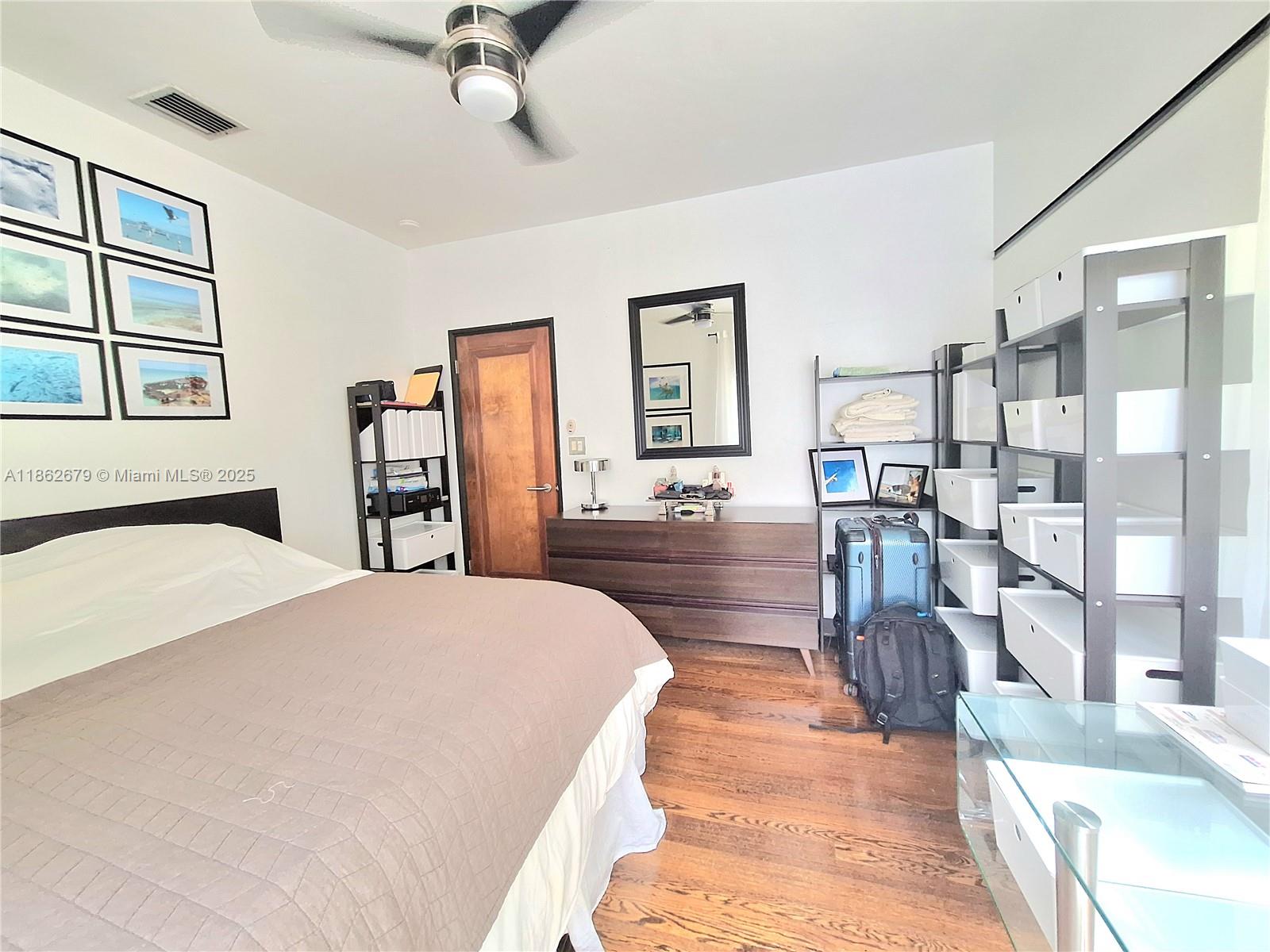 PARK VIEW HOUSE CONDOMINI - Residential Lease