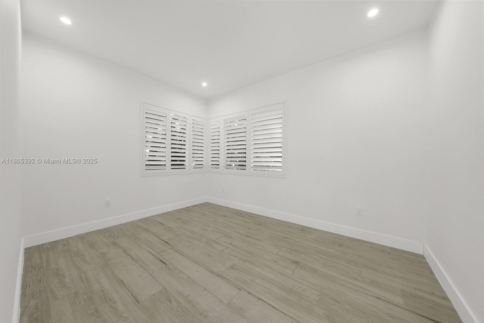 CORAL WAY HGTS - Residential