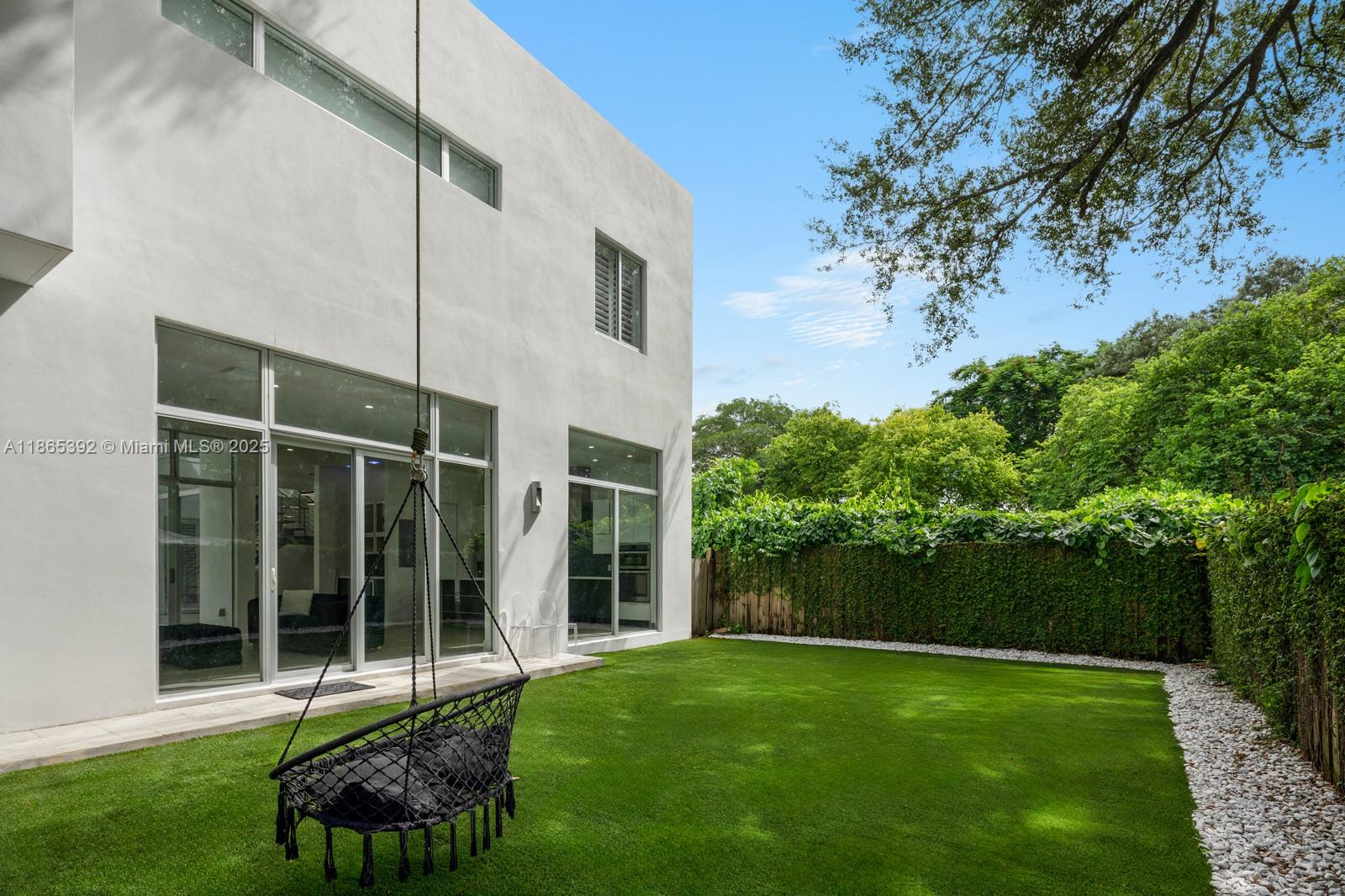 CORAL WAY HGTS - Residential