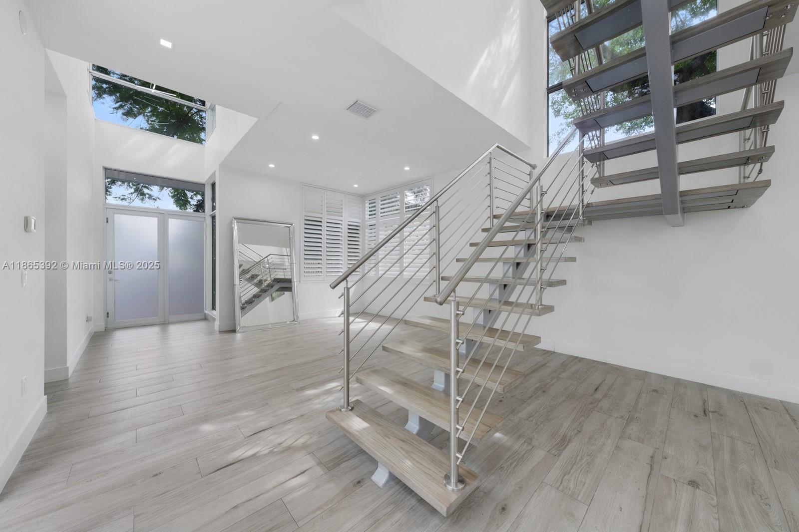 CORAL WAY HGTS - Residential