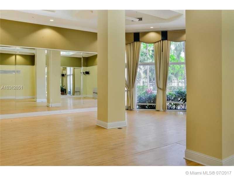 PORTO BELLAGIO CONDO - Residential Lease