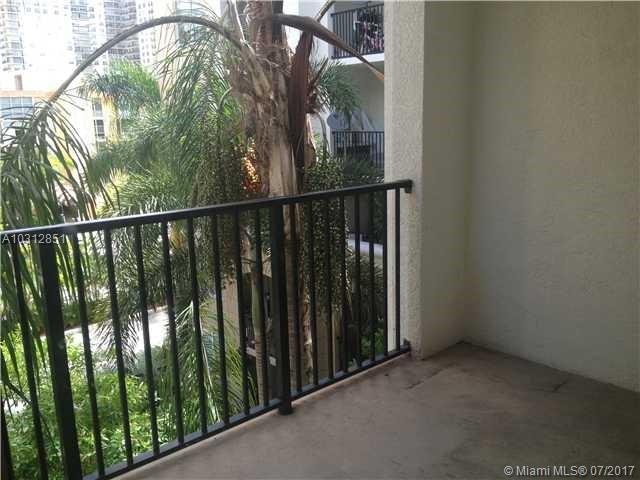 PORTO BELLAGIO CONDO - Residential Lease