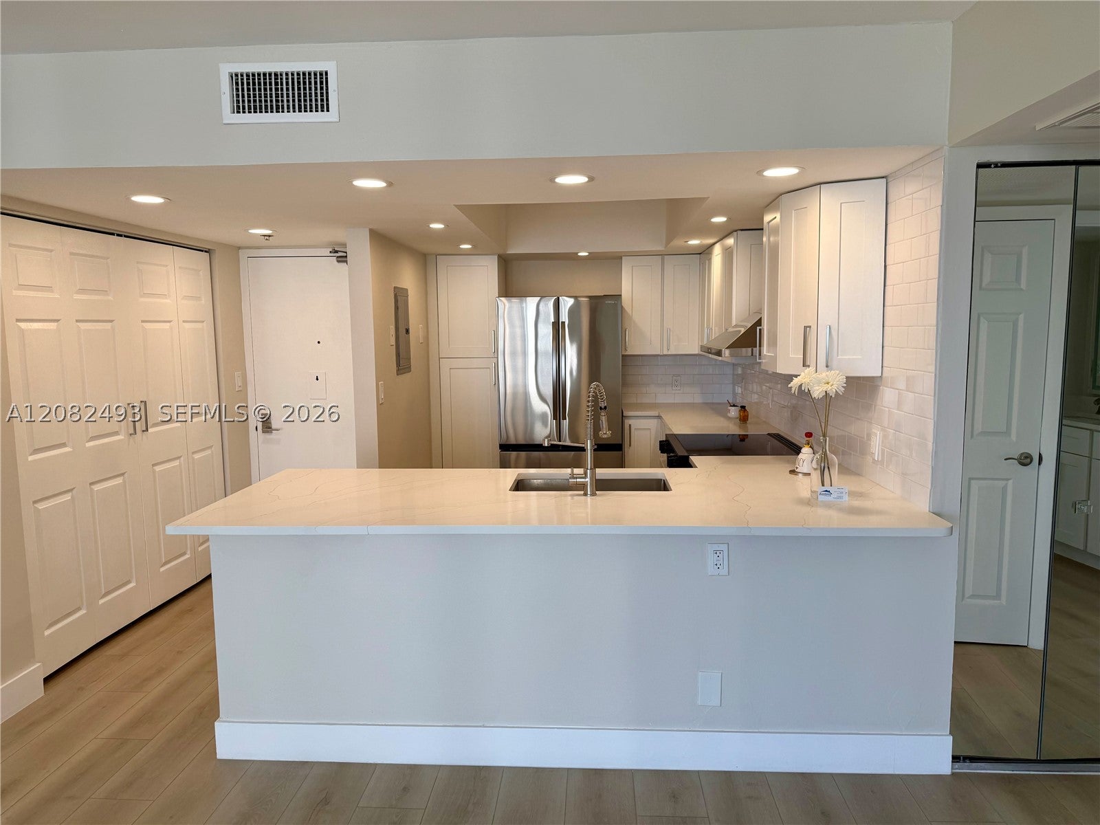 20335 W Country Club Dr 1203
