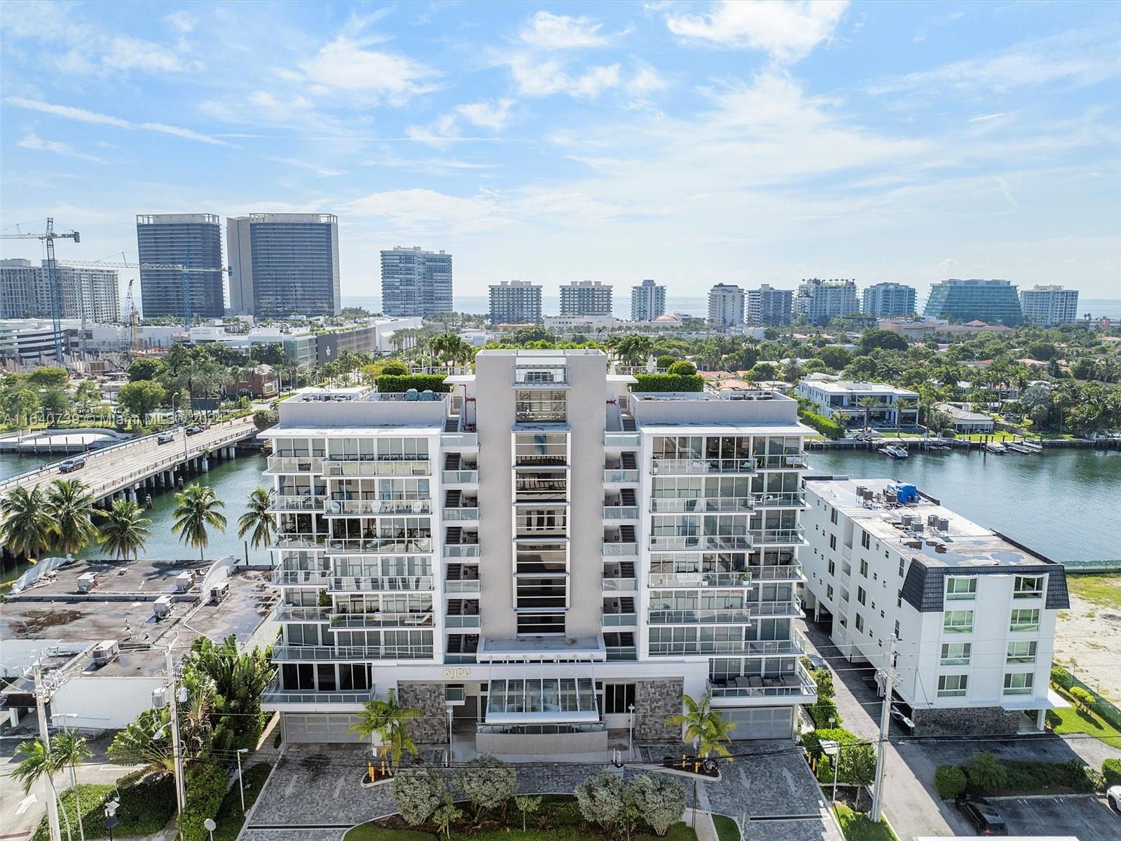 BAY HARBOR ISLANDS - Residential