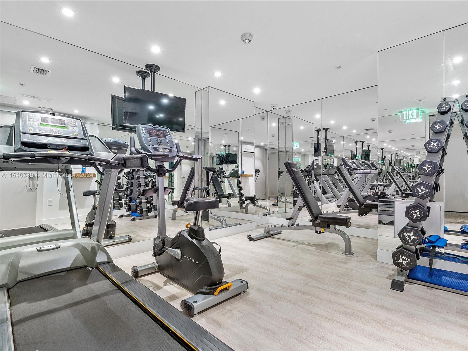 BAY HARBOR ISLANDS - Residential