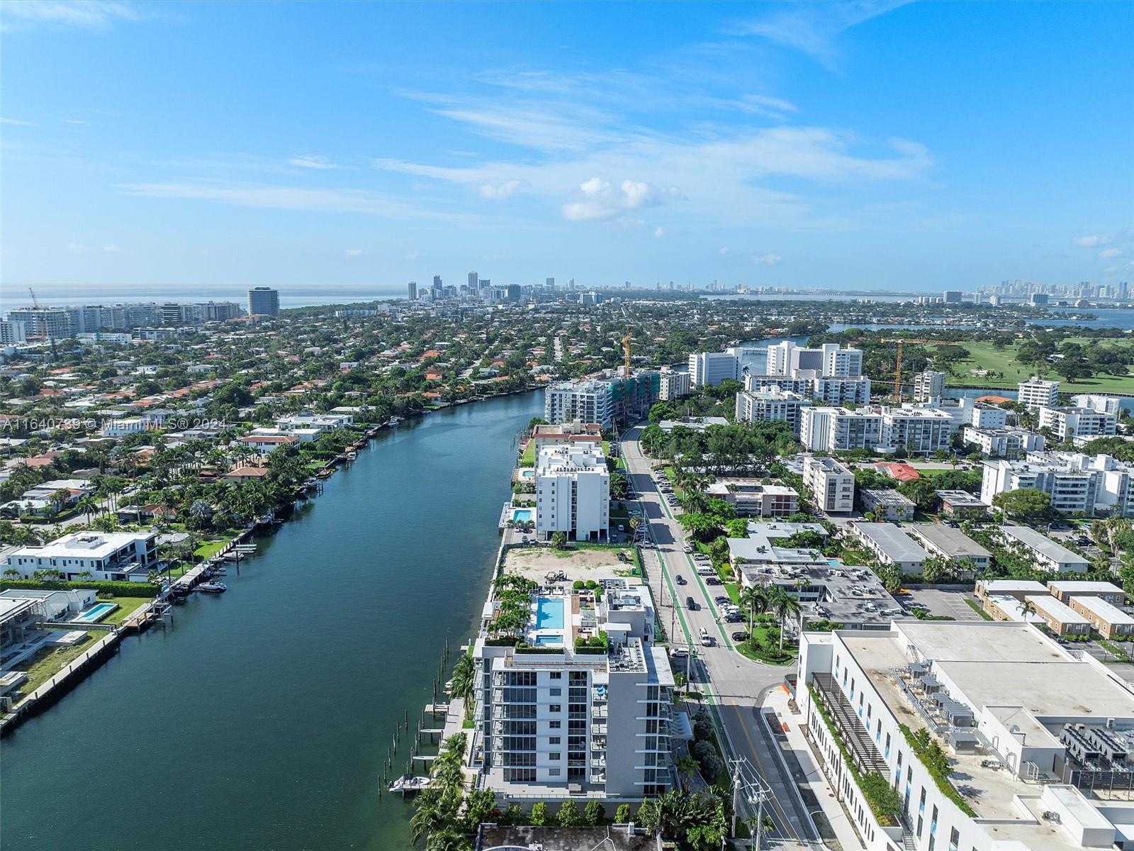 BAY HARBOR ISLANDS - Residential