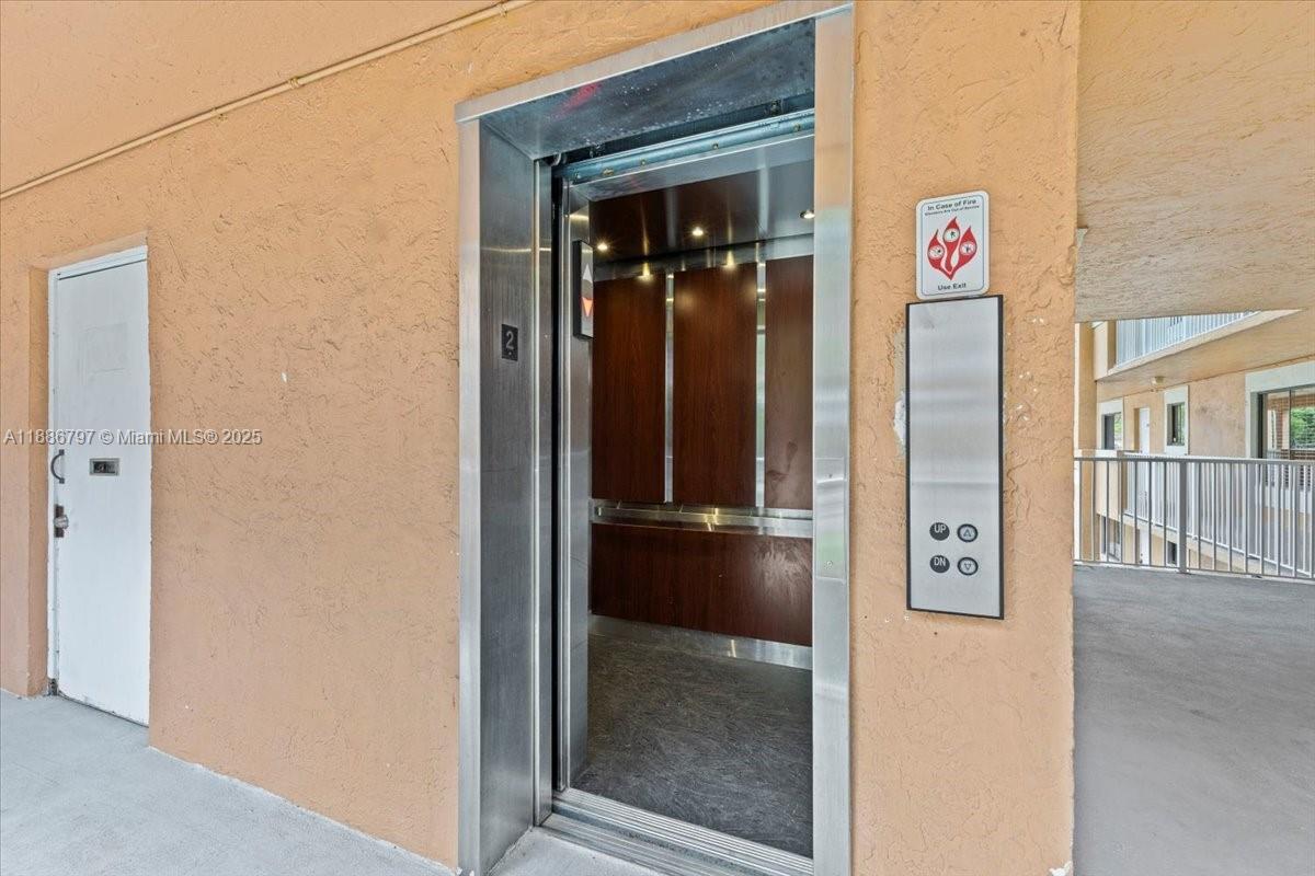 COURTYARDS AT DAVIE CONDO - Residential Lease