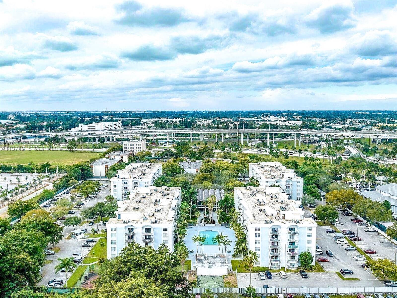 498 NW 165th St Rd D-202