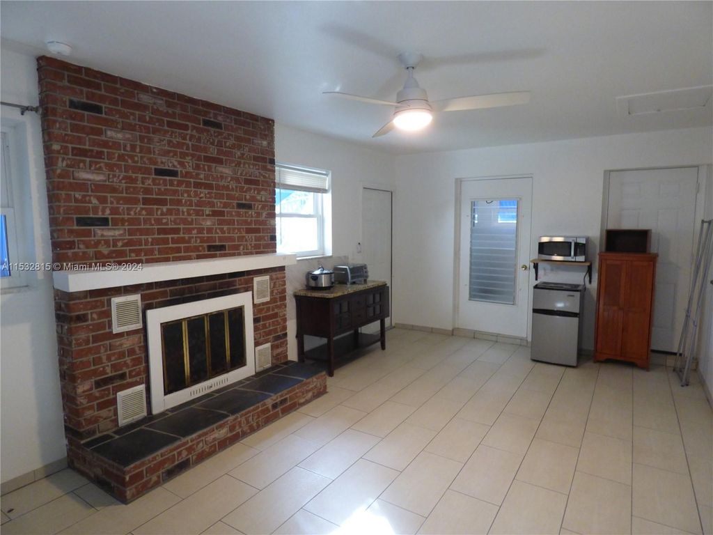 Photo of 3838 NE Melba Dr #R, Jensen Beach, FL 34957 (MLS # A11532815)