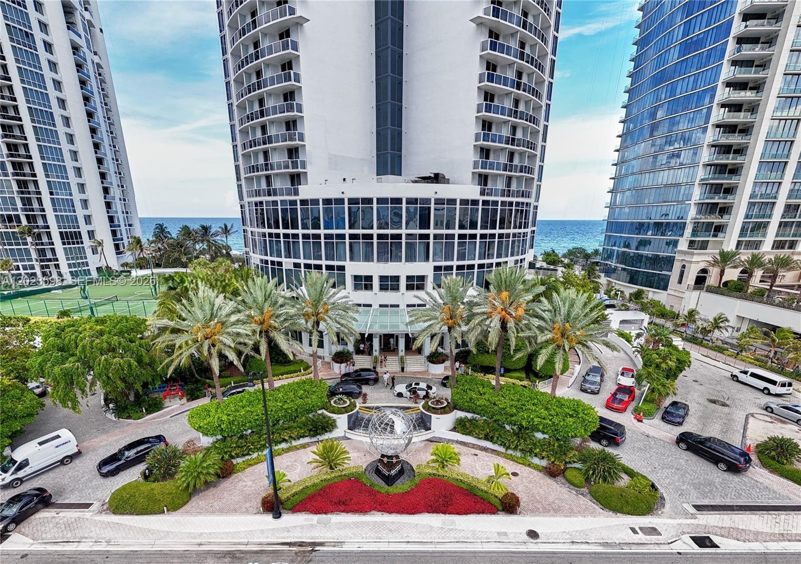 TRUMP INTERNATIONAL SONES - Residential