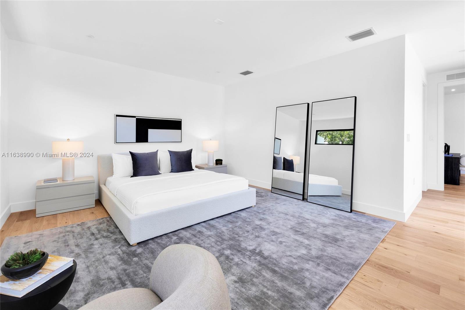 COCOPLUM MANOR - Residential