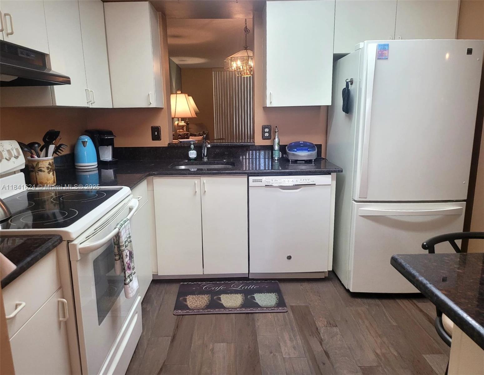 VILLAGES OF ORIOLE BONAIR - Residential Lease