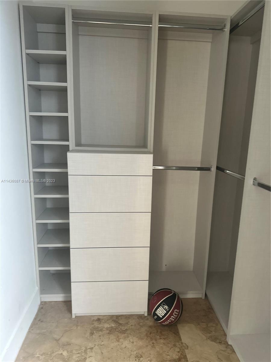 SWEETWATER ESTS SUB - Residential