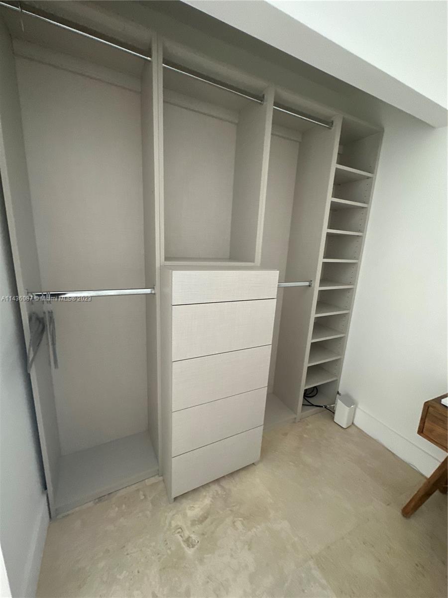 SWEETWATER ESTS SUB - Residential