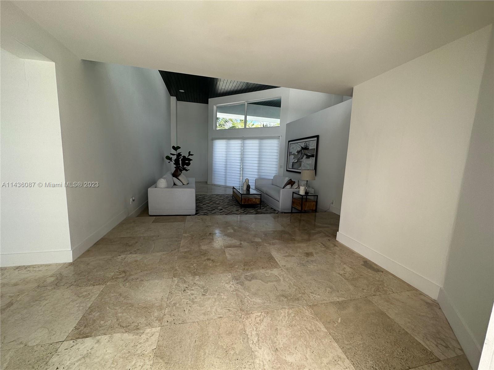 SWEETWATER ESTS SUB - Residential