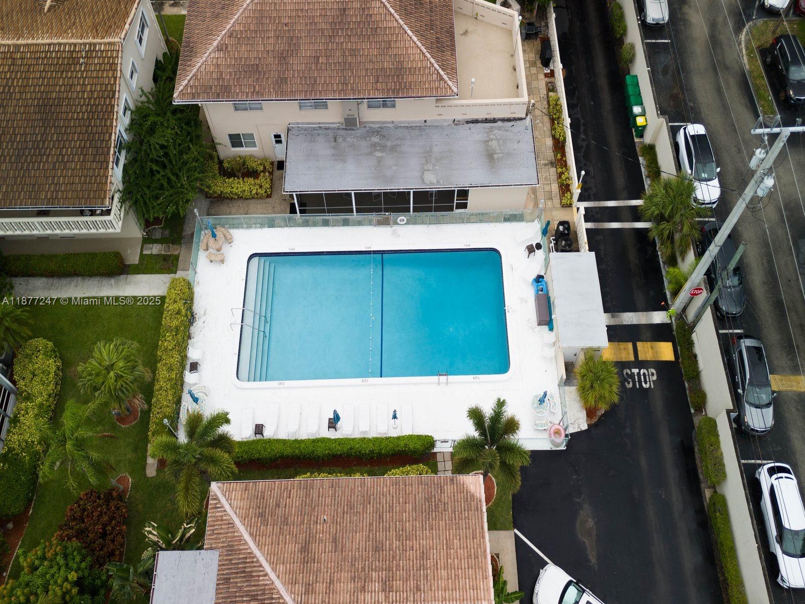 VENETIAN PARK GARDENS CON - Residential Lease