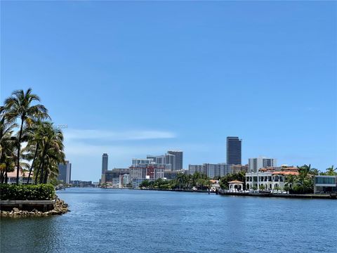 A home in Aventura