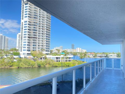 A home in Aventura