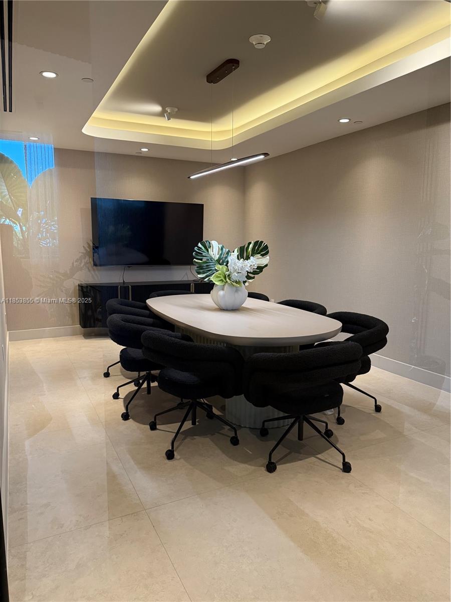 ARIA RESERVE - Residential Lease