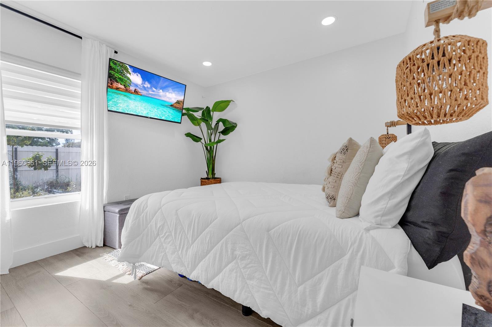 DIXIE HEIGHTS - Residential