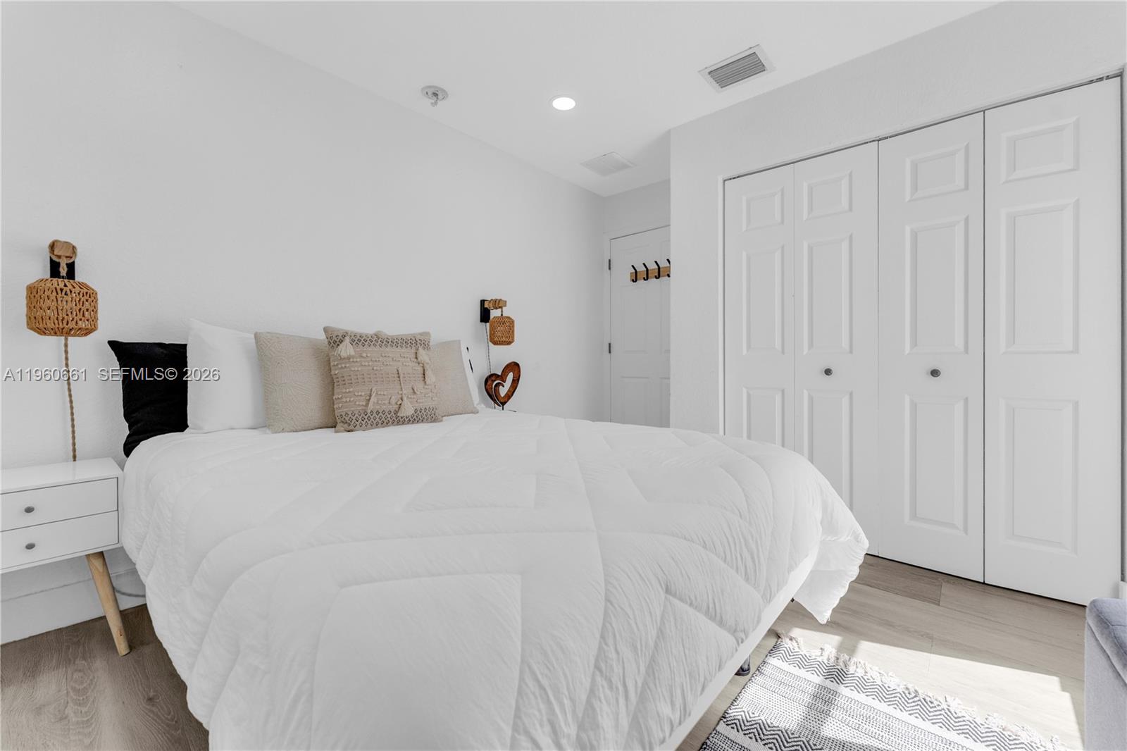 DIXIE HEIGHTS - Residential