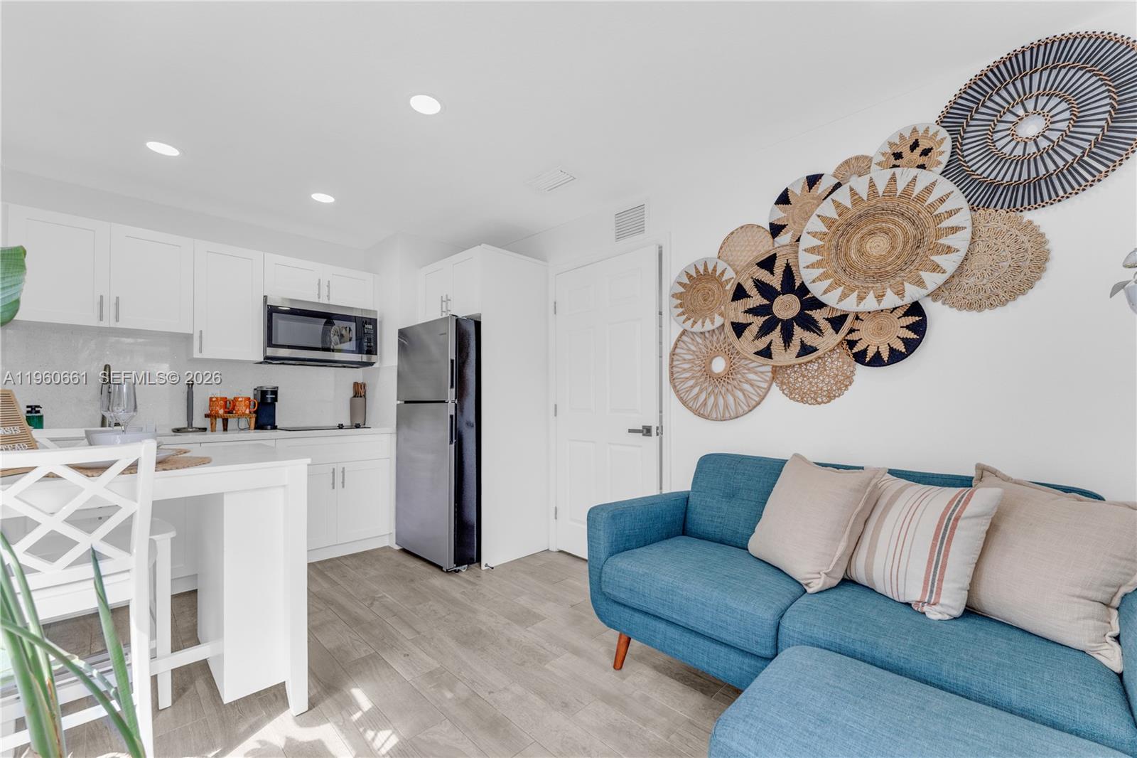 DIXIE HEIGHTS - Residential