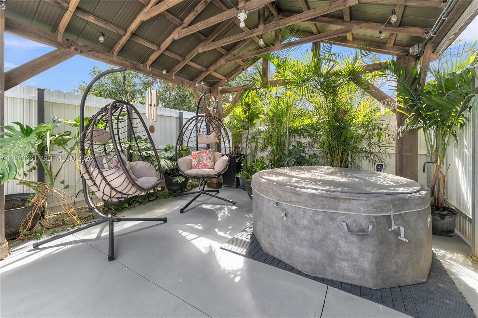 DIXIE HEIGHTS - Residential