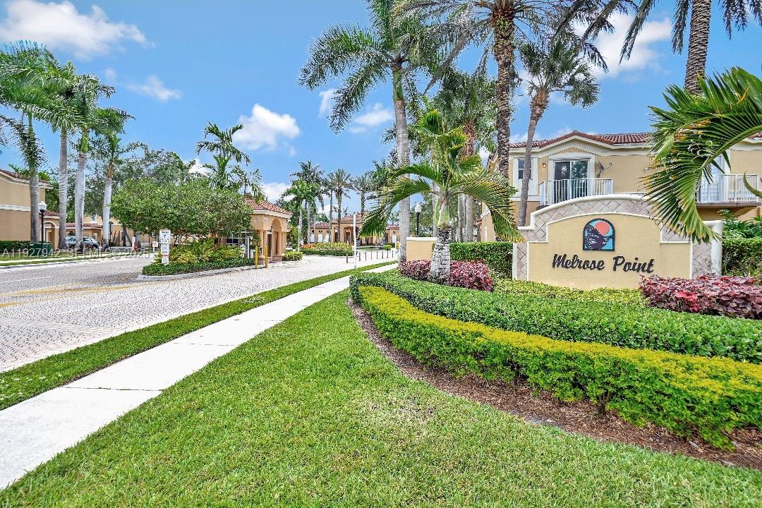 MELROSE POINT CONDO - Residential Lease