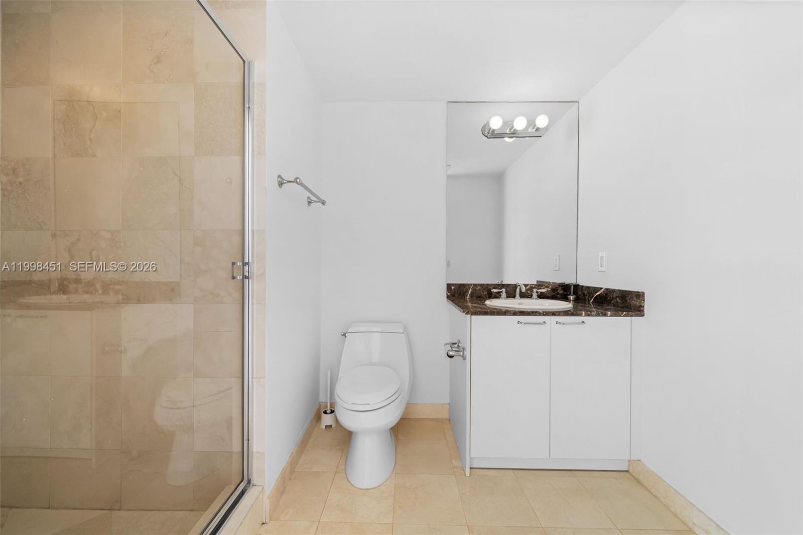 THE PINNACLE CONDO - Residential