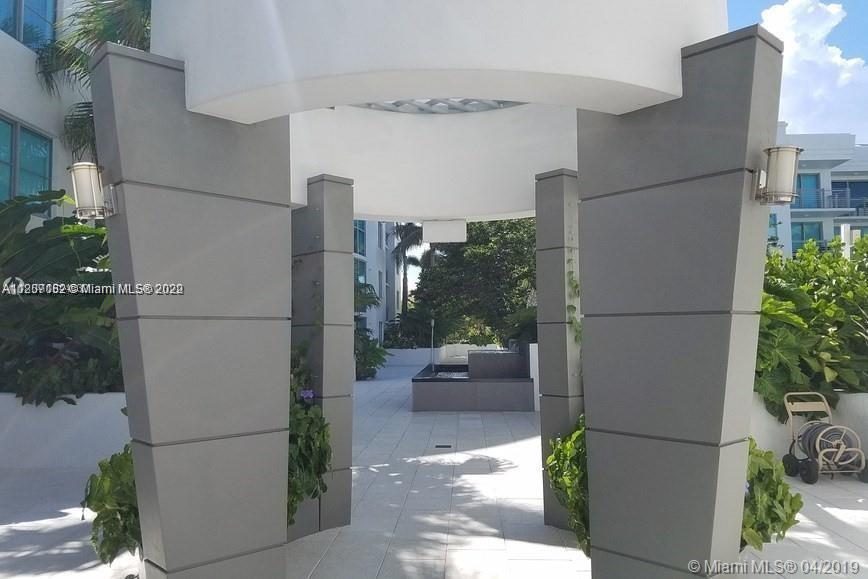 THE COSMOPOLITAN RESIDENC - Residential Lease
