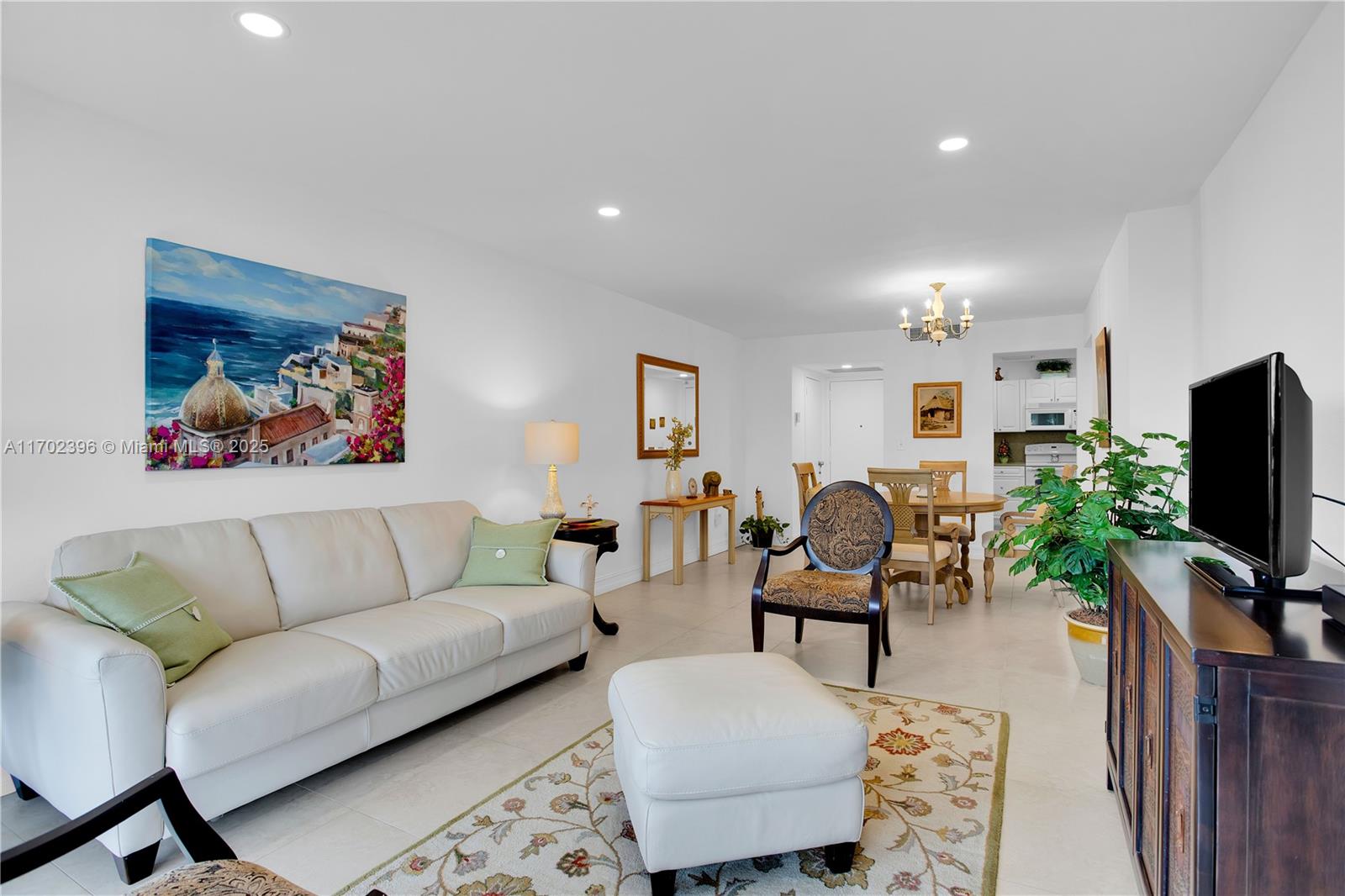 BONAVISTA CONDO - Residential