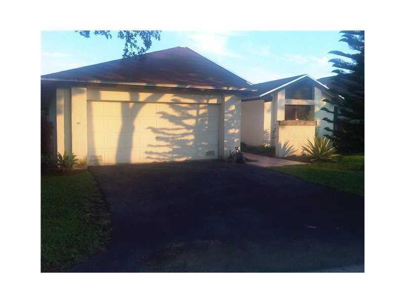 LAKES OF THE MEADOW PATIO - Residential Lease
