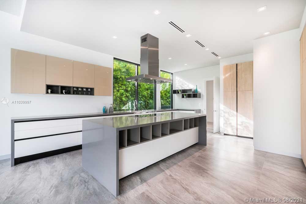 GOLDEN ISLES ESTATES 94-94 - Residential