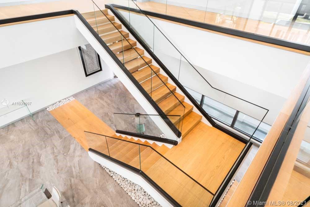 GOLDEN ISLES ESTATES 94-94 - Residential