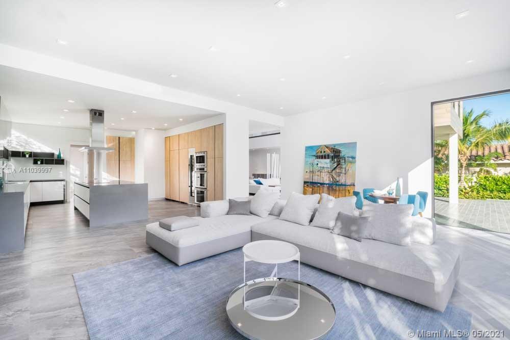 GOLDEN ISLES ESTATES 94-94 - Residential