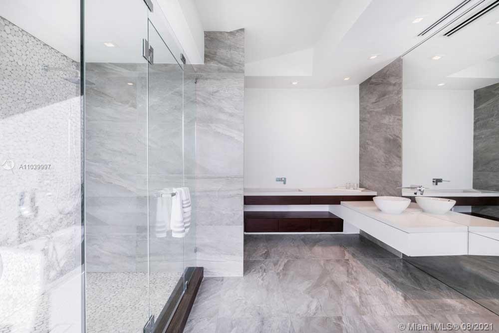 GOLDEN ISLES ESTATES 94-94 - Residential