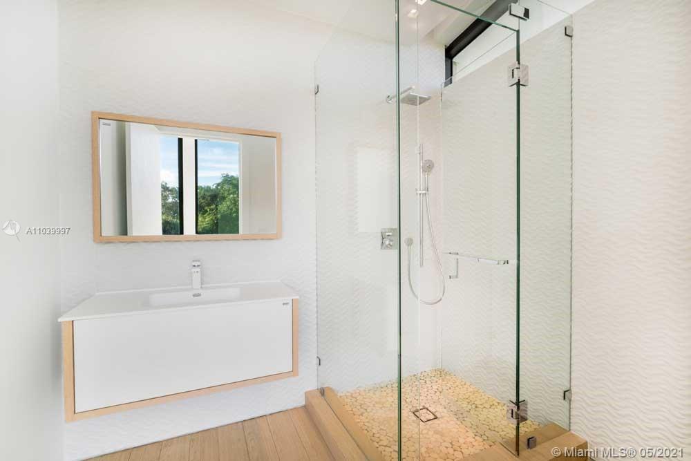 GOLDEN ISLES ESTATES 94-94 - Residential