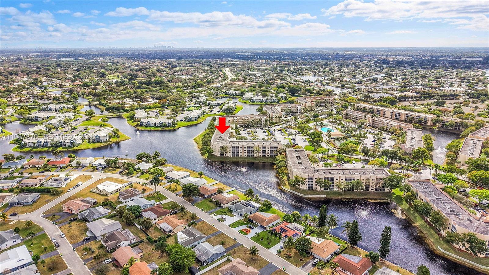 WELDON CONDOMINIUM - Residential