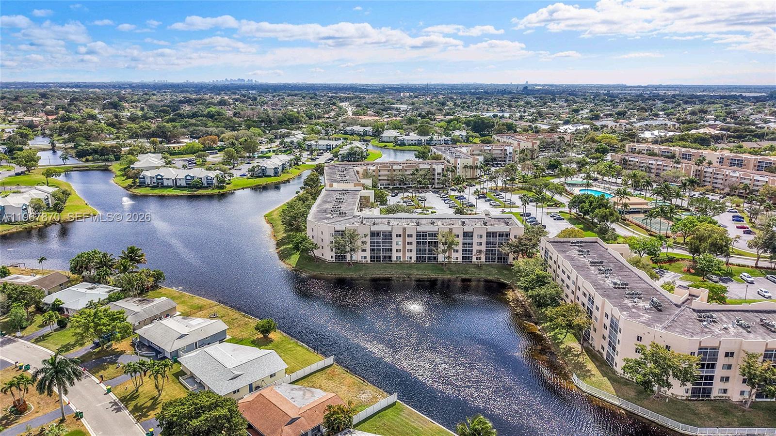 WELDON CONDOMINIUM - Residential