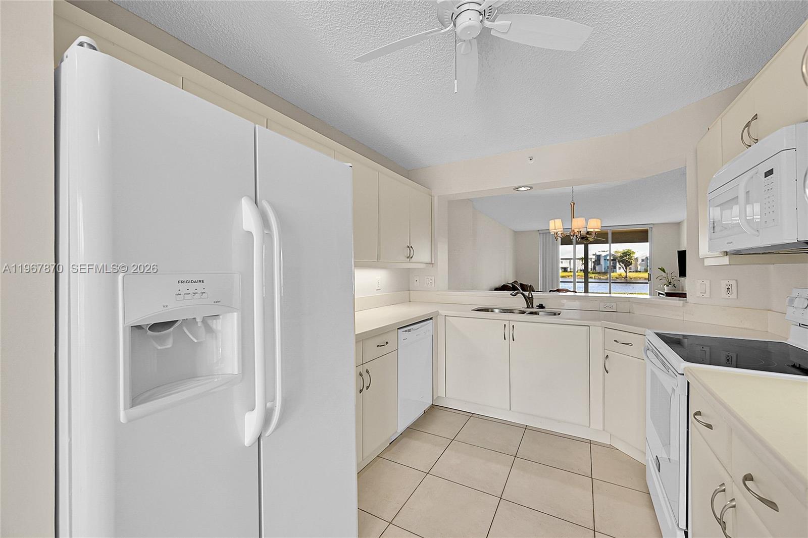 WELDON CONDOMINIUM - Residential