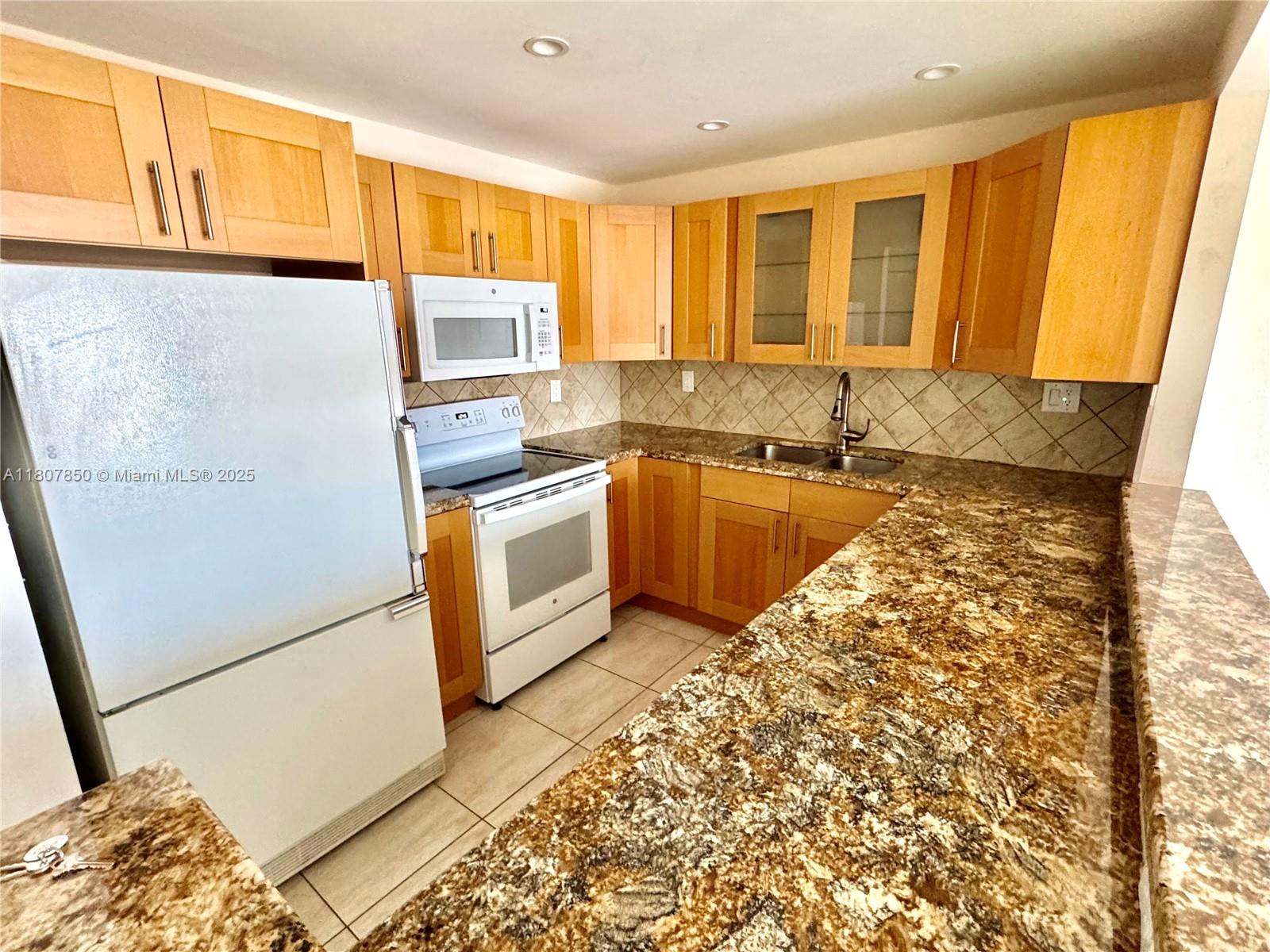 500 Three Islands Blvd 504