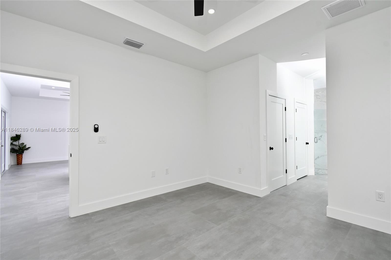 LEELAN HEIGHTS - Residential