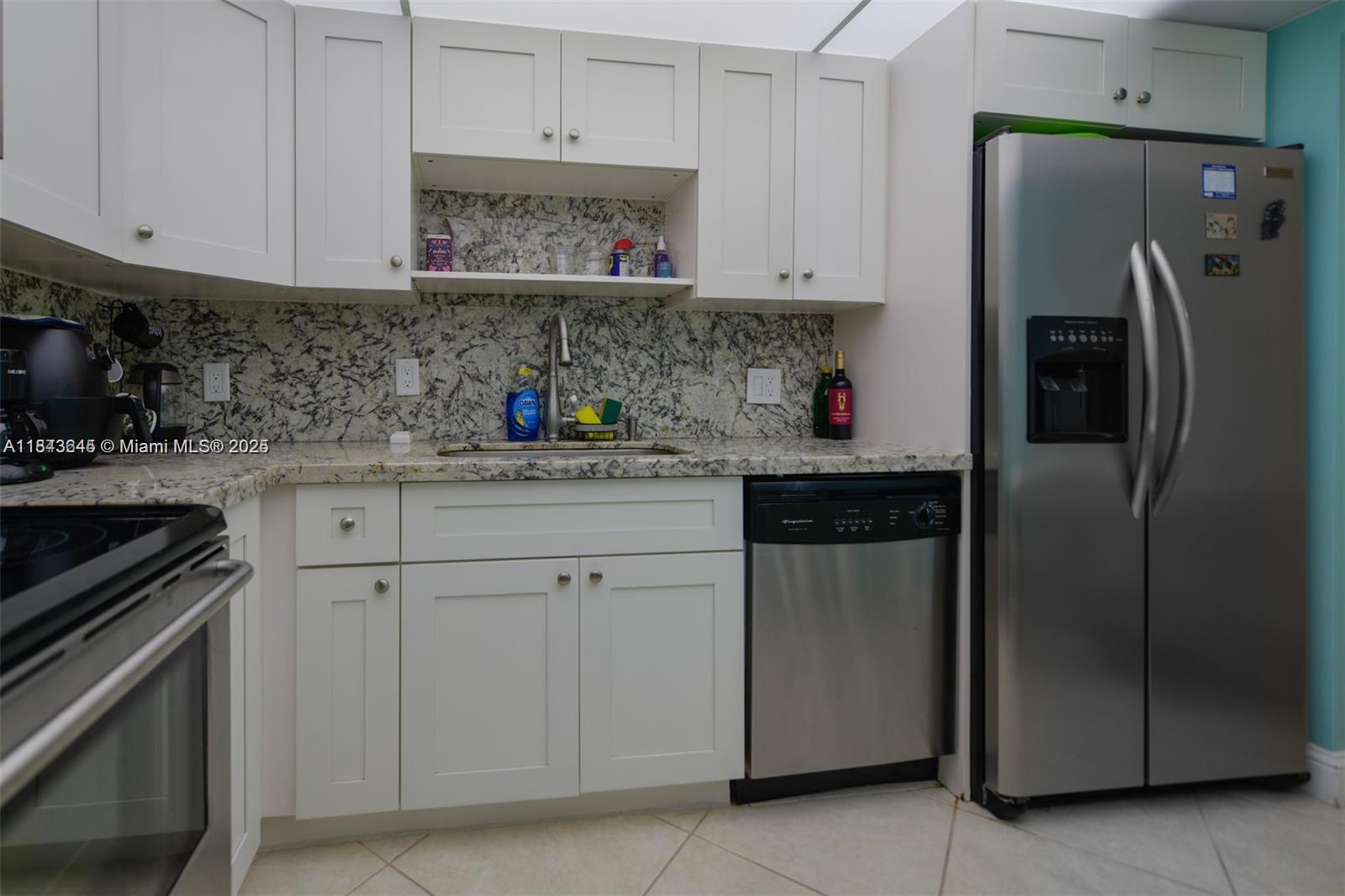 HEMISPHERES CONDO - Residential Lease