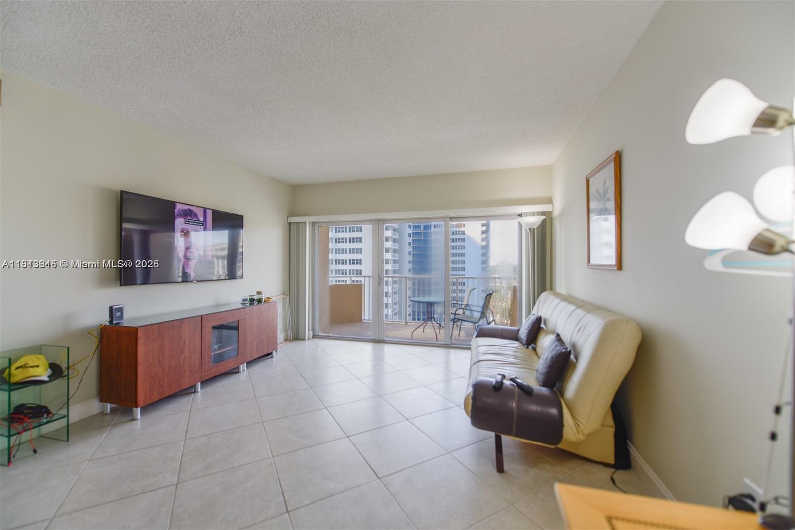 HEMISPHERES CONDO - Residential Lease