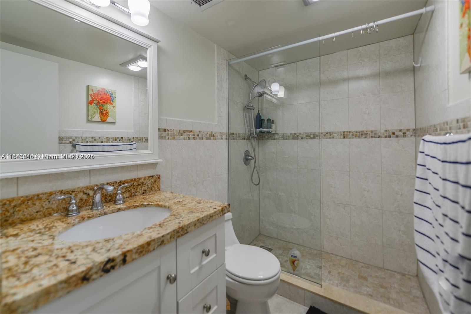 HEMISPHERES CONDO - Residential Lease