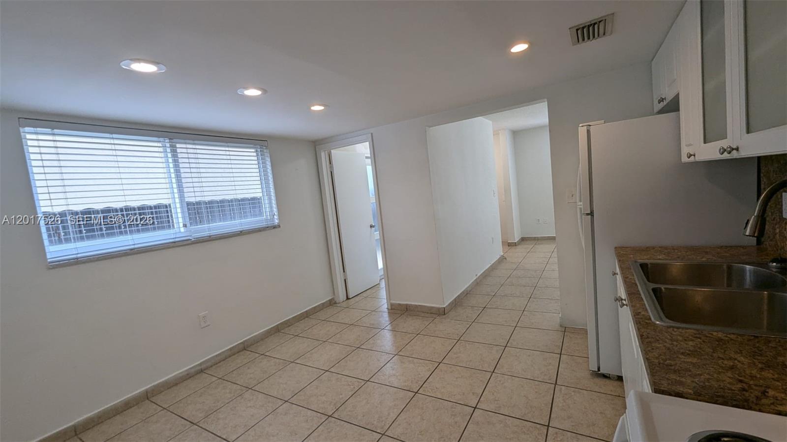 View photos, virtual tours, details... 3525 SW 25th Ter 1
