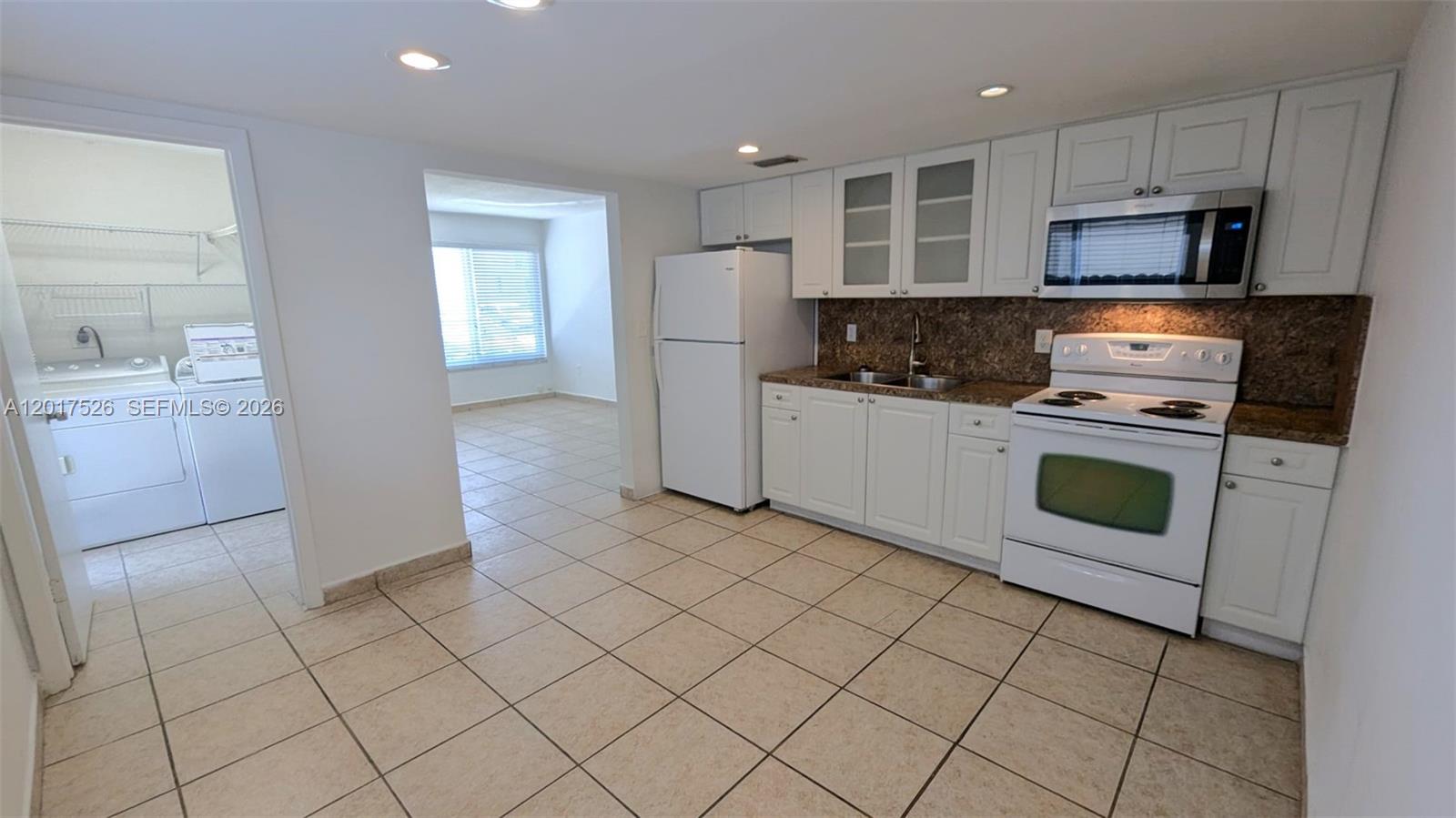 View photos, virtual tours, details... 3525 SW 25th Ter 1