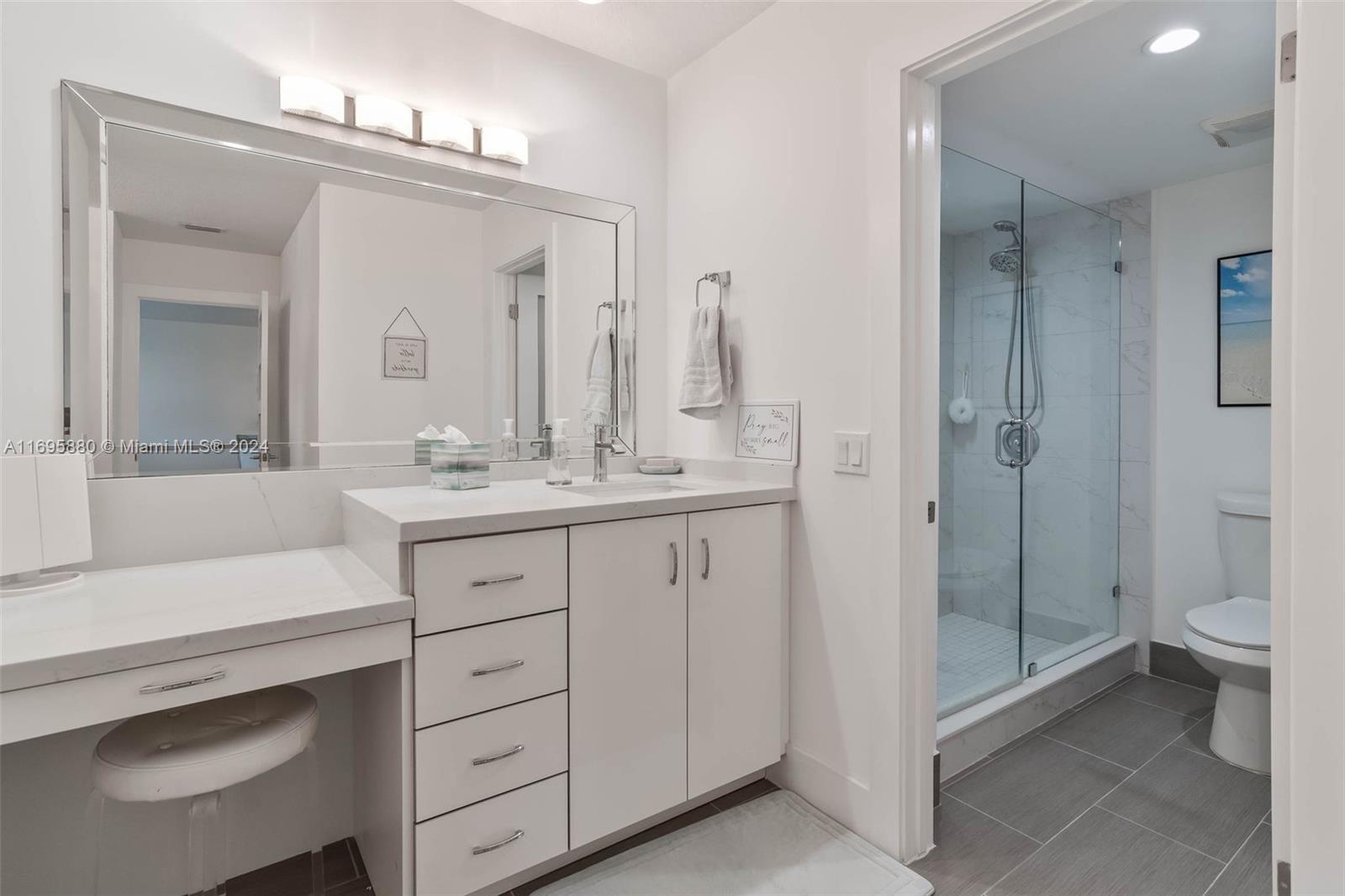 GREENS OF BOCA LAGO CONDO - Residential