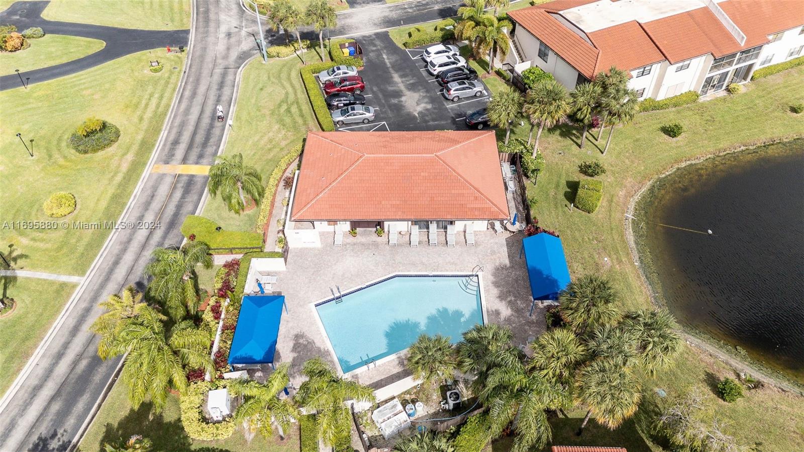 GREENS OF BOCA LAGO CONDO - Residential